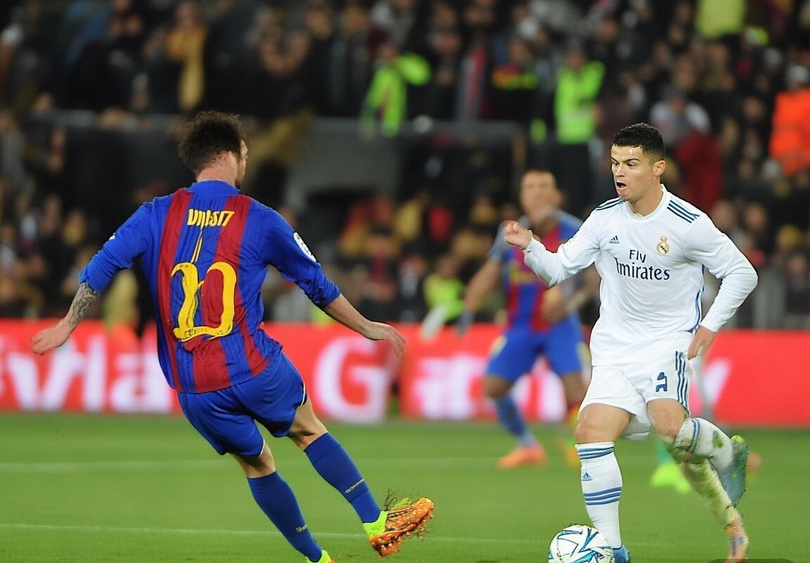 2012年国家德比：皇马2-1险胜巴萨，梅西C罗巅峰对决(图2)